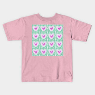 Heart pattern  with purple and green colors filled with lines Kids T-Shirt